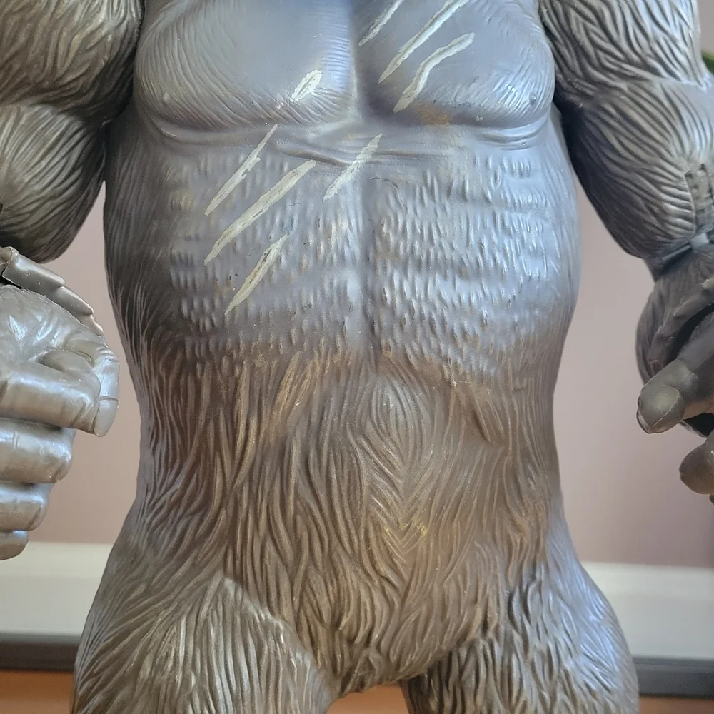 Lanard Toys 2016 Giant Roaring Gorilla Action Figure Jungle King 18